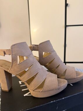 Naturalized Beige Suede Cutout Women’s Sandals